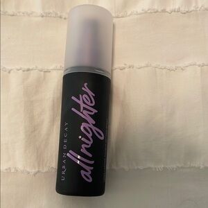 Urban Decay All Nighter Setting Spray — Purple